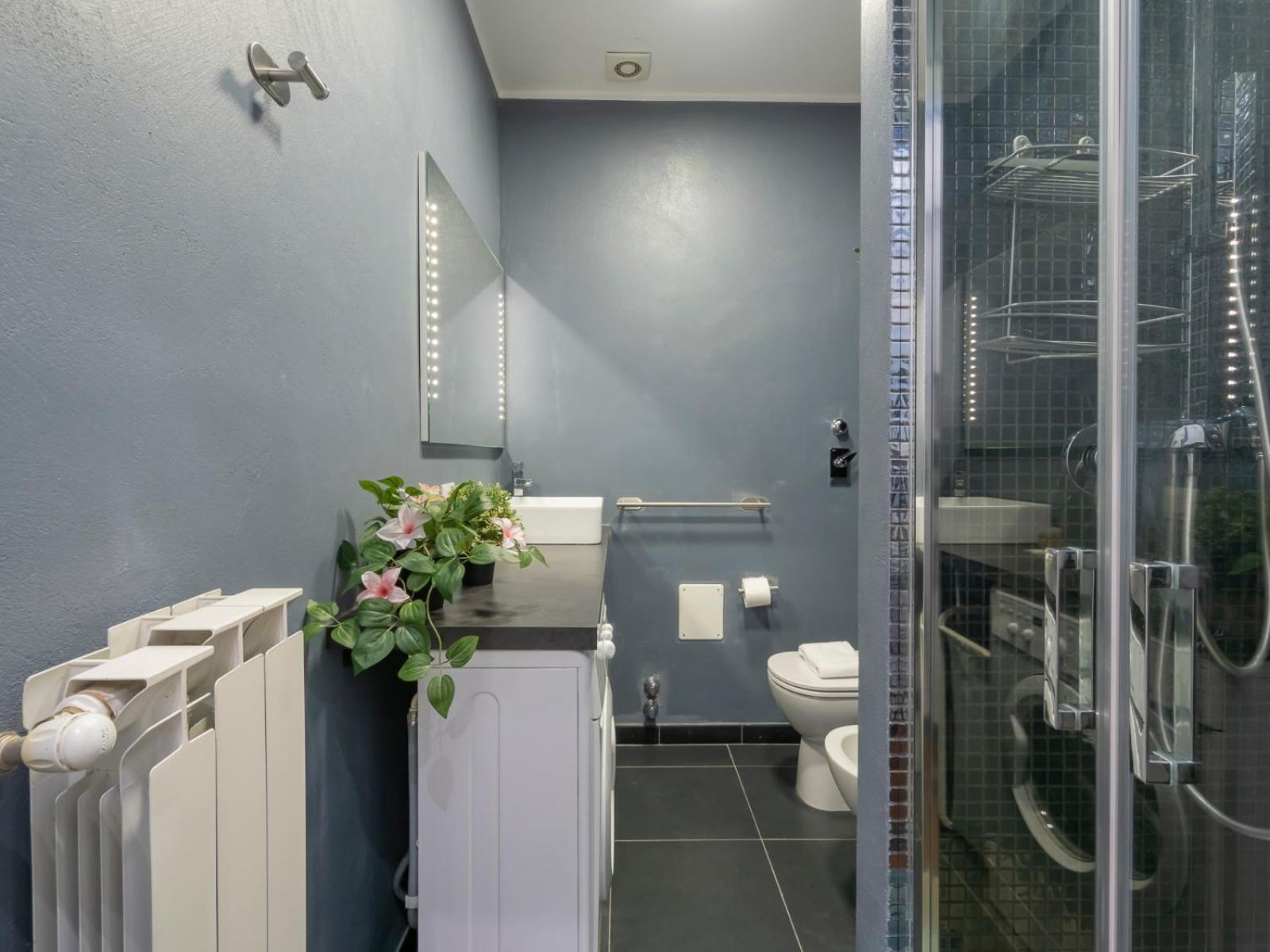 Ihost - Lattanzio 11 Mailand